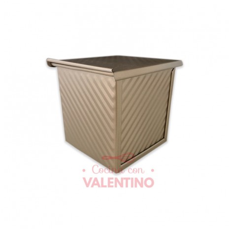 Molde Pan Doña Clara con Tapa 12.5x12x11.4 Cm